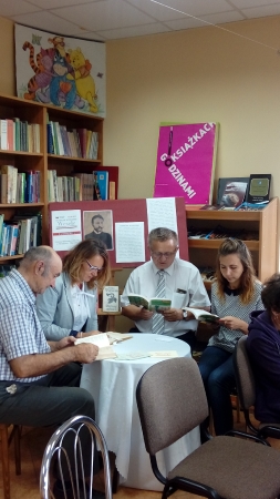 Narodowe Czytanie „ Wesela” w filii bibliotecznej w Górach